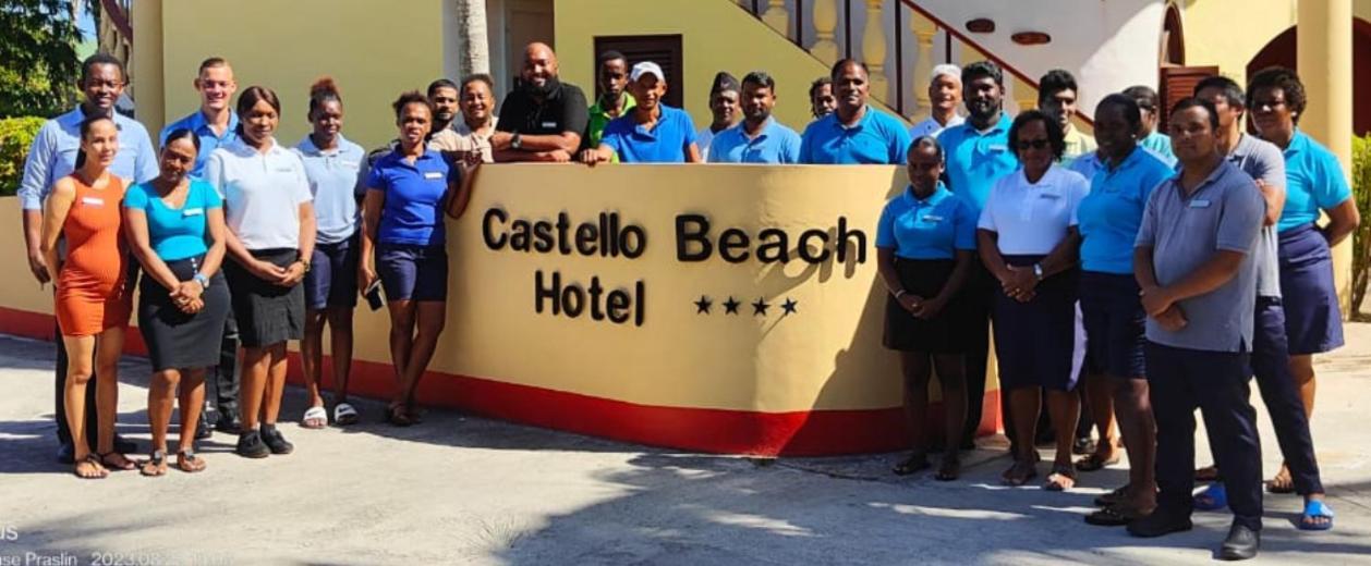 Castello Beach Hotel Гранд-Анс Екстер'єр фото